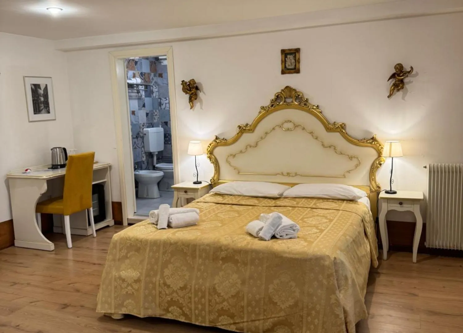Ca' De Le Capuzine Hotel Venice 0*,  Italy