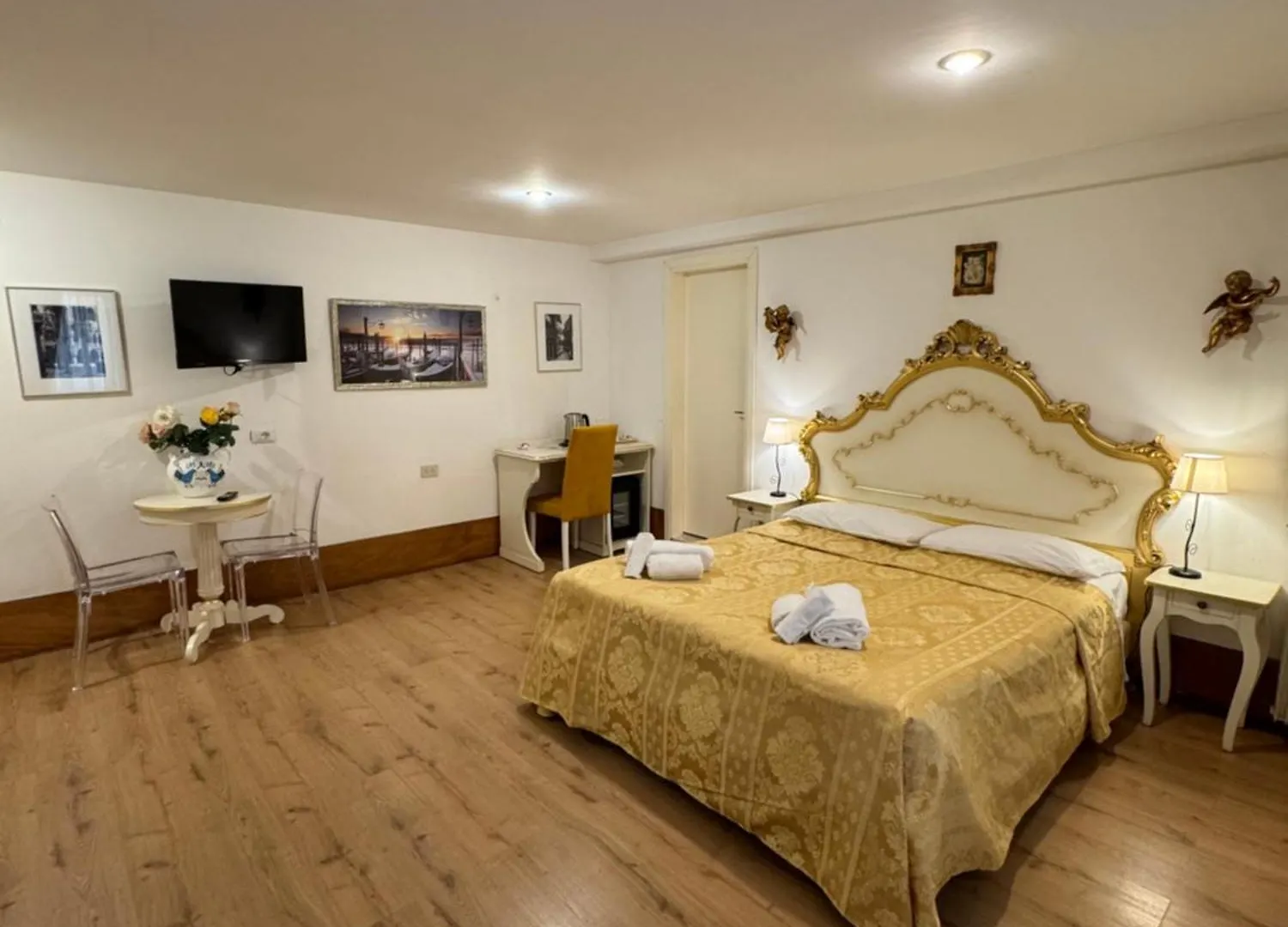 Ca' De Le Capuzine Hotel Venice 0*,