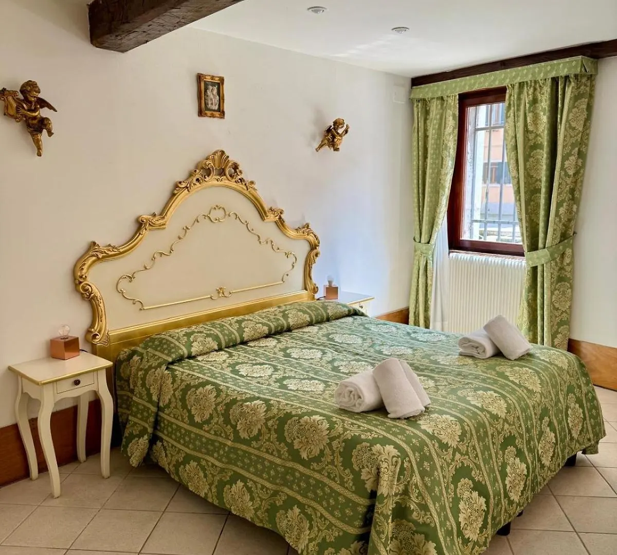 Ca' De Le Capuzine Hotel Venice 0*,  Italy